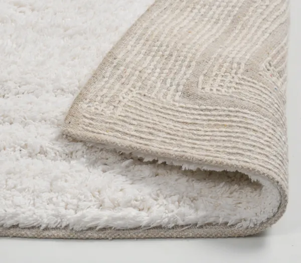 Linea_Bathmat_-_White,_Size_-_50x80_CM