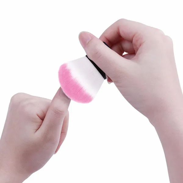 Kulis_-_Dusting_Brush