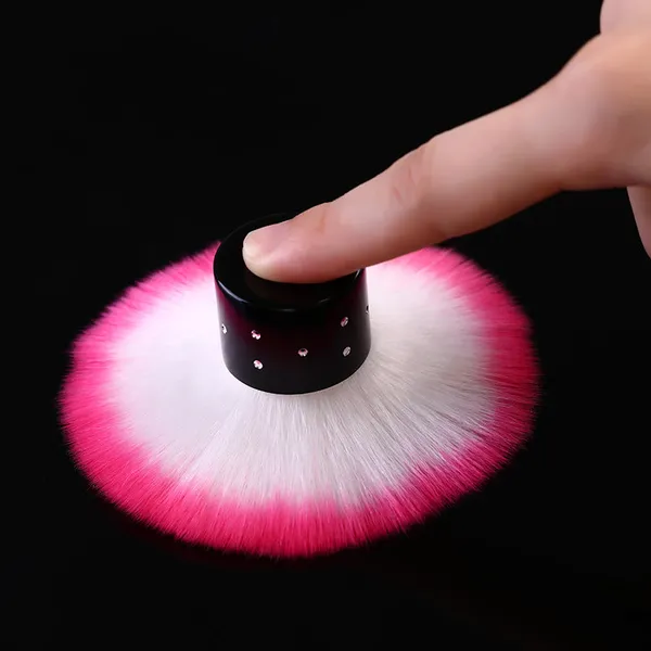 Kulis_-_Dusting_Brush