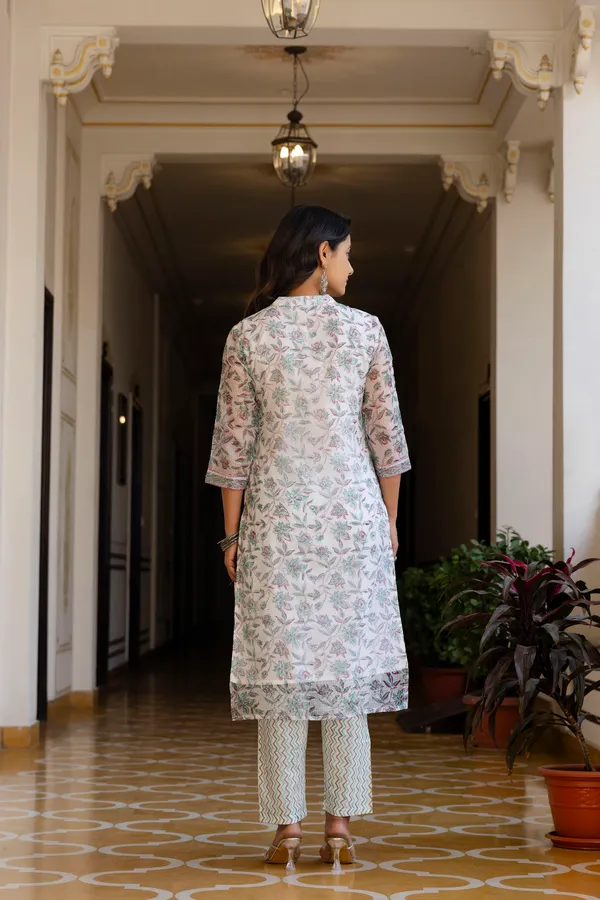 White_Handblock_Kota_Doriya_Set_For_Women