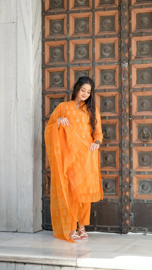 Orange_Handblock_Kota_Doriya_Set_For_Women
