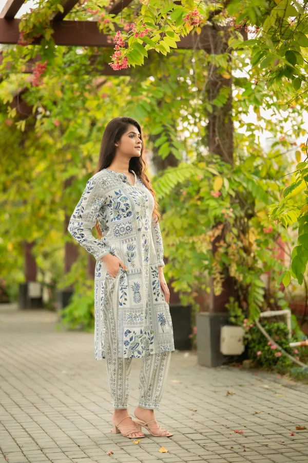 White_Kurta_Pajama_Dupatta_For_Women