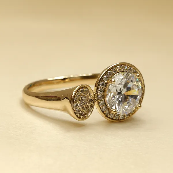 Gold_Dual_Halo_Gold_Anti_Tarnish_Finger_Ring_For_Women