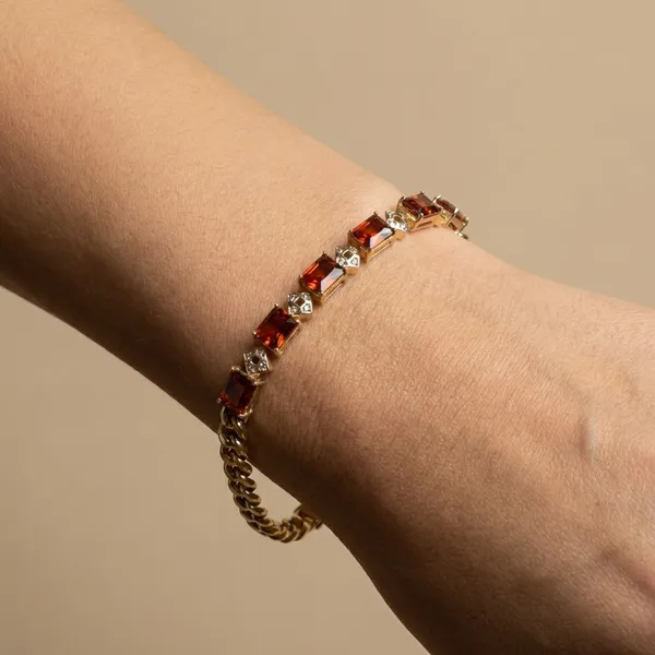 Red_Amber_Glow_Anti_Tarnish_Bracelet_For_Women