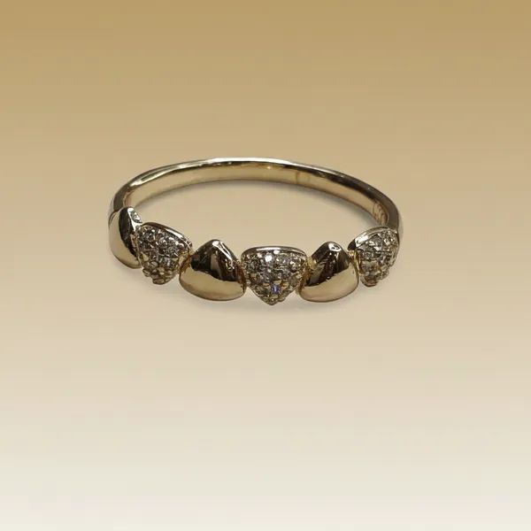 Gold_Petal_Cluster_Sparkle_Anti_Tarnish_Finger_Ring_For_Women