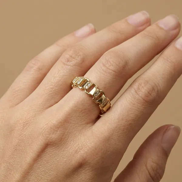 Gold_Linked_Diamond_Band_Anti_Tarnish_Finger_Ring_For_Women
