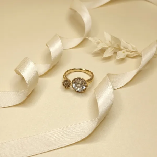 Gold_Dual_Halo_Gold_Anti_Tarnish_Finger_Ring_For_Women