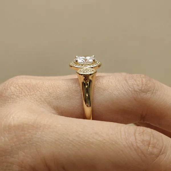 Gold_Dual_Halo_Gold_Anti_Tarnish_Finger_Ring_For_Women