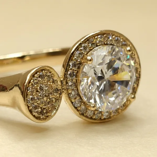 Gold_Dual_Halo_Gold_Anti_Tarnish_Finger_Ring_For_Women