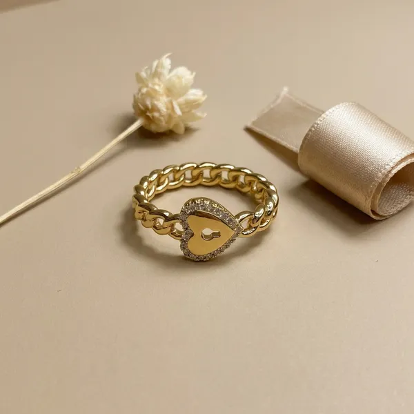Gold_Heart_Lock_Chain_Anti_Tarnish_Finger_Ring_For_Women