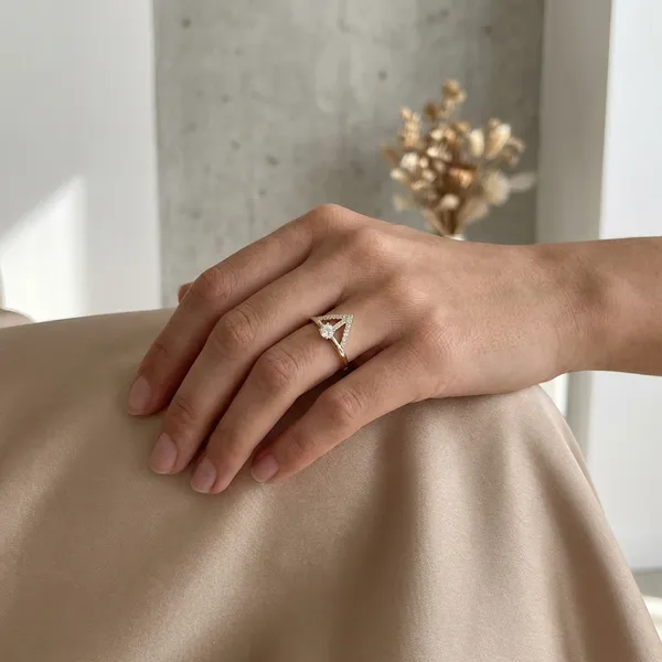 Gold_Geometric_Solitaire_Accent_Anti_Tarnish_Finger_Ring_For_Women