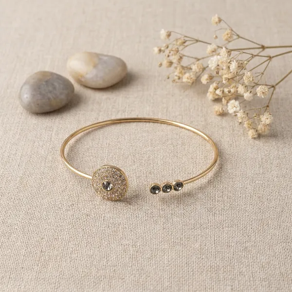 Grey_Crystal_Halo_Elegance_Anti_Tarnish_Ring_Bracelet_For_Women