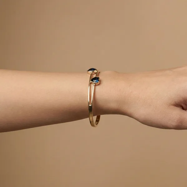 Blue_Twin_Heart_Sleek_Gold_Anti_Tarnish_Ring_Bracelet_For_Women