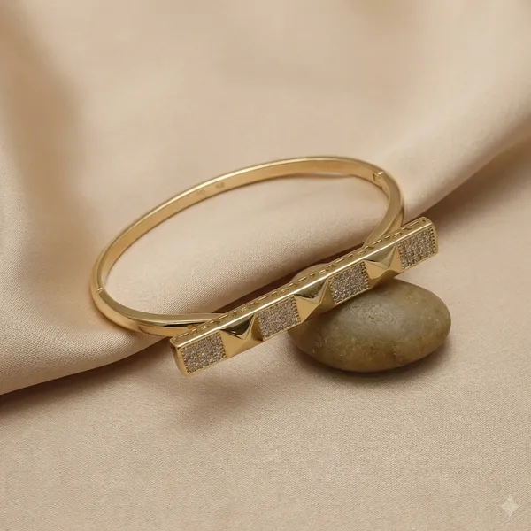 Gold_Studded_Cuff_Anti_Tarnish_Ring_Bracelet_For_Women
