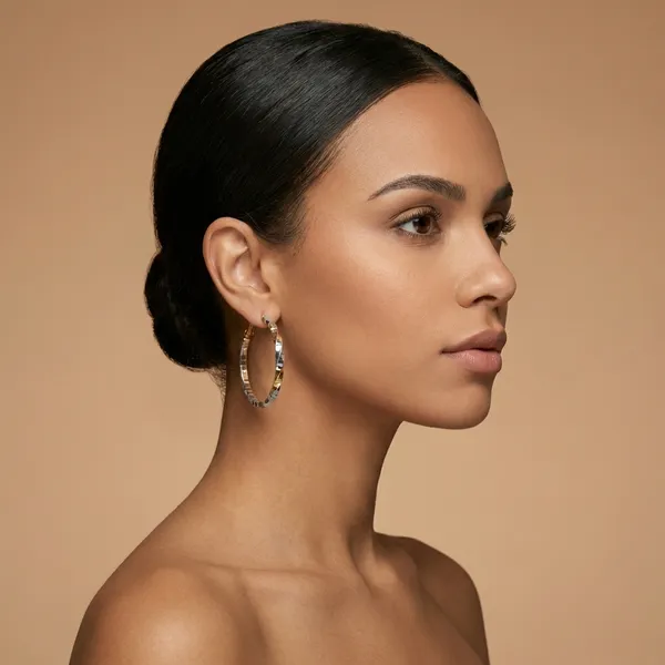 Gold_And_Silver_Textured_Dual_Tone_Hoop_Ears_Anti_Tarnish_Earring_For_Women