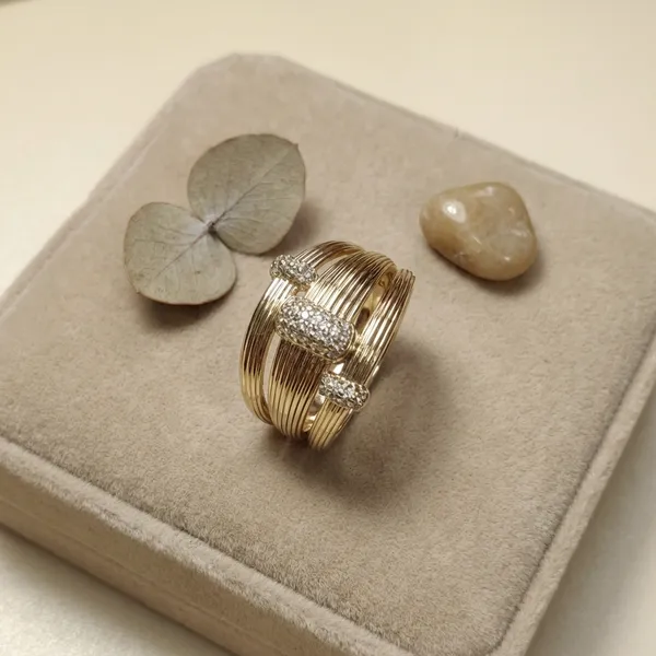 Gold_Multiband_Statement_Anti_Tarnish_Finger_Ring_For_Women