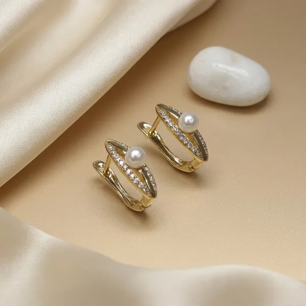Gold_Pearl_Crisscross_Huggie_Ears_Anti_Tarnish_Earring_For_Women