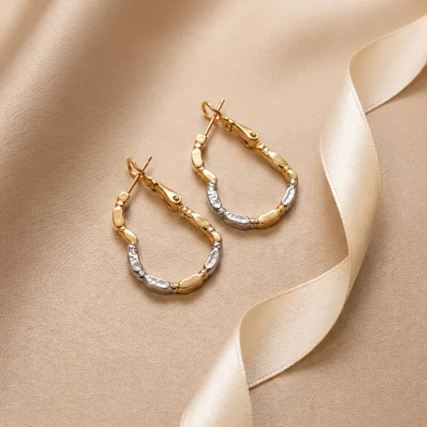 Gold_And_Silver_Platedtextured_Dualtone_Hoop_Ears_Anti_Tarnish_Earring_For_Women