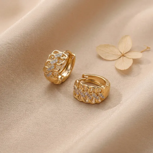 Golden_Chain_Link_Zircon_Huggie_Ears_Anti_Tarnish_Earring_For_Women
