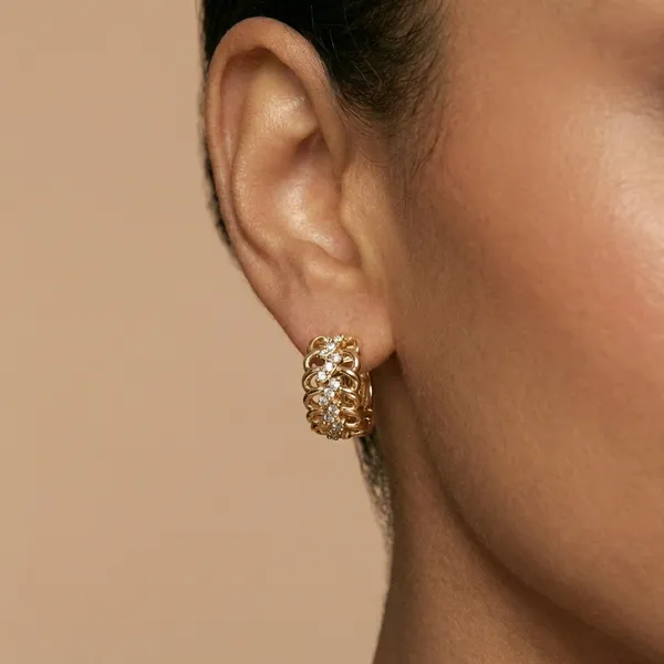 Golden_Chain_Link_Zircon_Huggie_Ears_Anti_Tarnish_Earring_For_Women