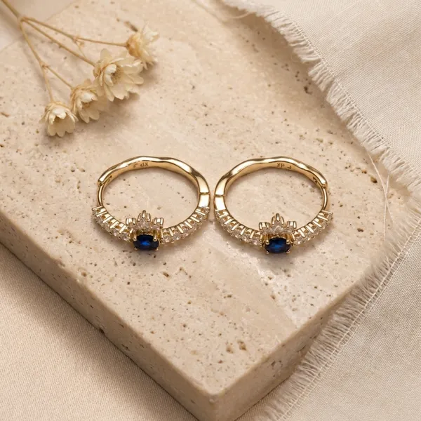Blue_Sapphire_Crown_Hoop_Ears_Anti_Tarnish_Earring_For_Women