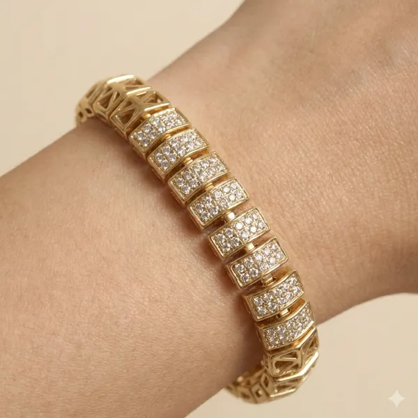 Gold_And_Silver_Geometric_Pave_Chain_Anti_Tarnish_Bracelet_For_Women