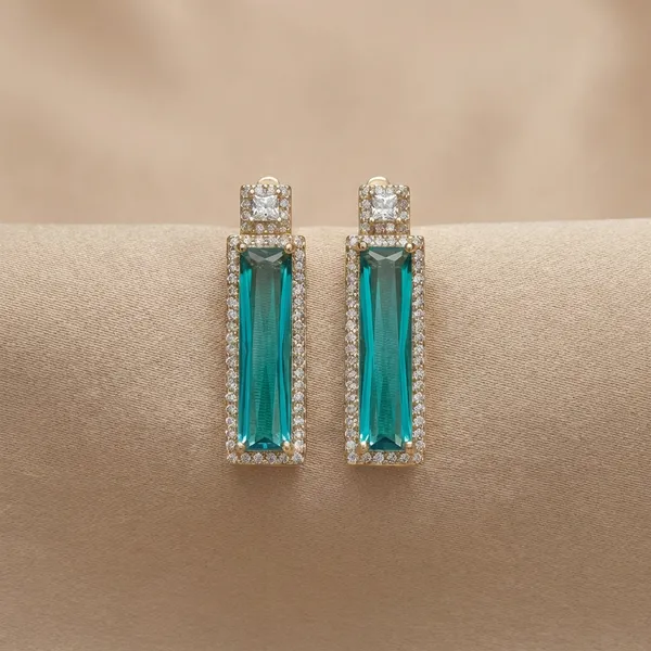 Emerald_Green_Long_Baguette_Drop_Ears_Anti_Tarnish_Earring_For_Women