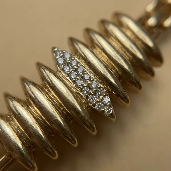 Gold_And_Silver_Ribbed_Cuff_Anti_Tarnish_Bracelet_For_Women
