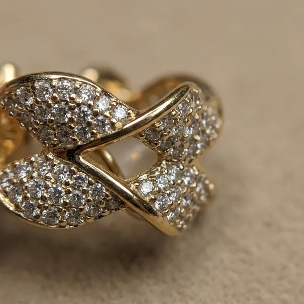 Gold_Pave_Knot_Stud_Ears_Anti_Tarnish_Earring_For_Women
