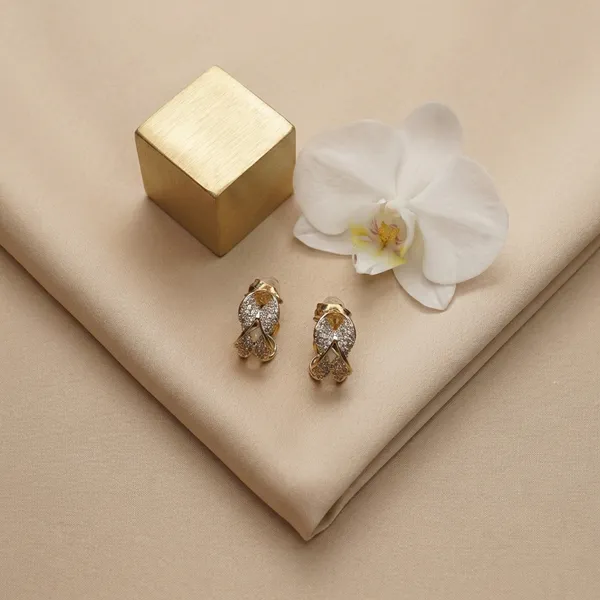 Gold_Pave_Knot_Stud_Ears_Anti_Tarnish_Earring_For_Women