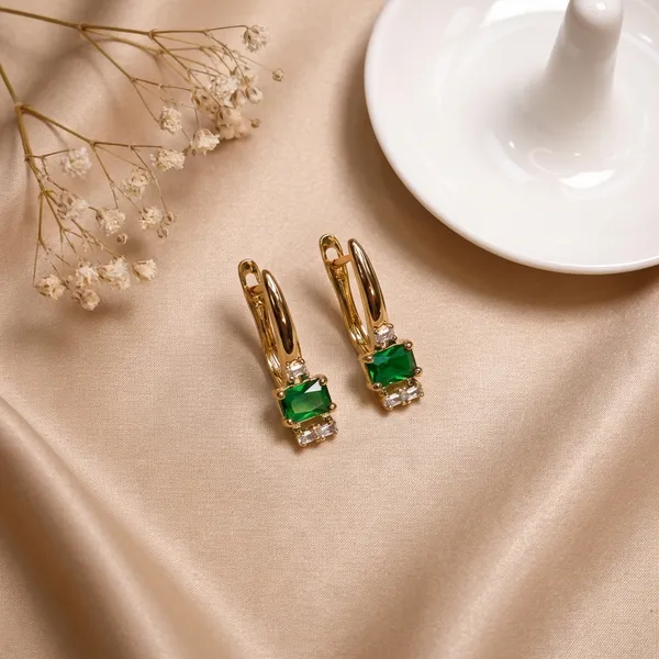 Green_Emerald_Classic_Drop_Ears_Anti_Tarnish_Earring_For_Women