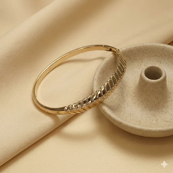 Gold_Elegant_Plated_Sleek_Stone_Studded_Anti_Tarnish_Ring_Bracelet_For_Women