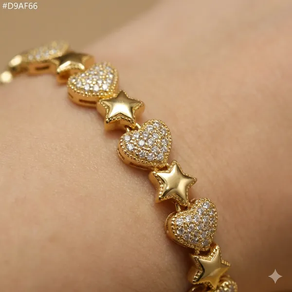 Gold_And_Silver_Pave_Heart_Chain_Anti_Tarnish_Bracelet_For_Women