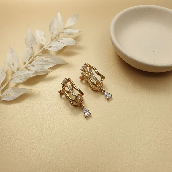 Gold_Plated_Wave_Design_Crystal_Drop_Ears_Anti_Tarnish_Earring_For_Women