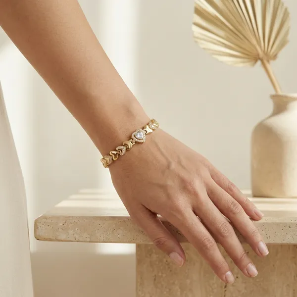 Gold_And_Silver_Heart_Pave_Anti_Tarnish_Bracelet_For_Women