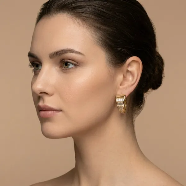 Gold_Baguette_Studded_Half_Hoop_Ears_Anti_Tarnish_Earring_For_Women