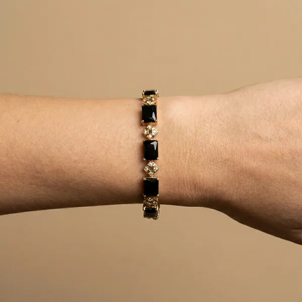 Black_Onyx_Pave_Anti_Tarnish_Bracelet_For_Women