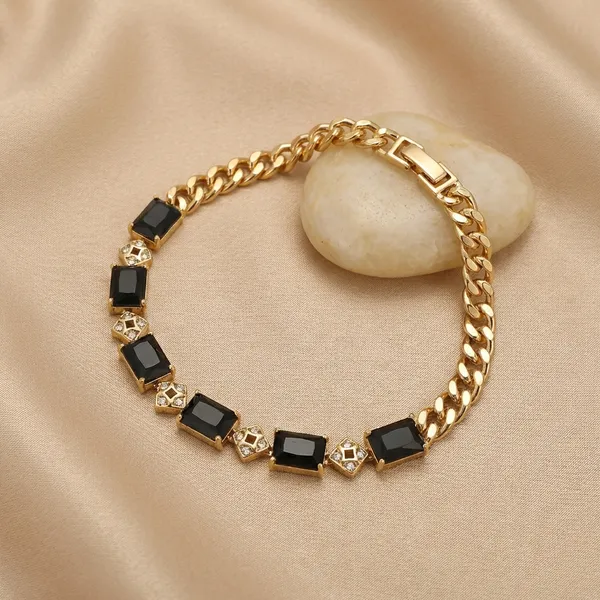 Black_Onyx_Pave_Anti_Tarnish_Bracelet_For_Women