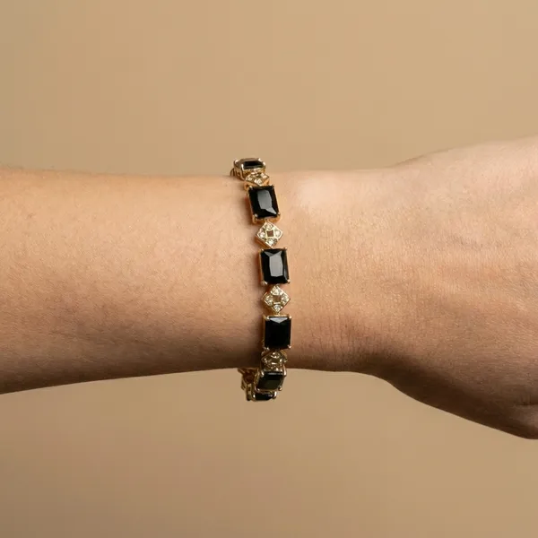 Black_Onyx_Pave_Anti_Tarnish_Bracelet_For_Women