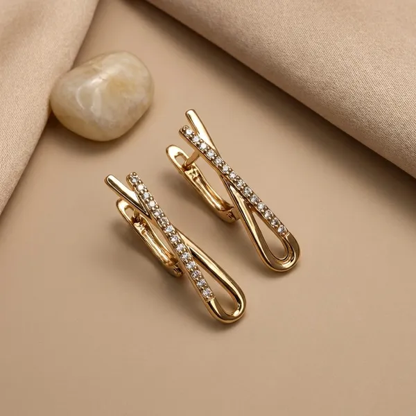Gold_Elegant_Twist_Loop_Ears_Anti_Tarnish_Earring_For_Women