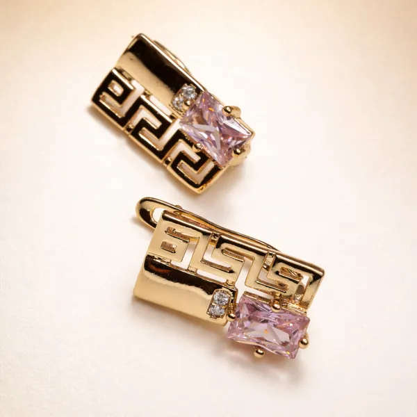 Pink_Geometric_Pink_Stone_Designer_Ears_Anti_Tarnish_Earring_For_Women