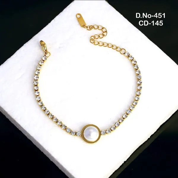 Gold_Plated_Premium_Stainless_Steel_Chain_Bracelet_For_Women