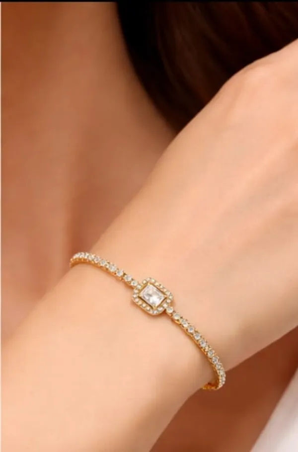 Gold_Plated_Premium_Stainless_Steel_Earring_&_Chain_Bracelet_For_Women_(Pack_Of_2)