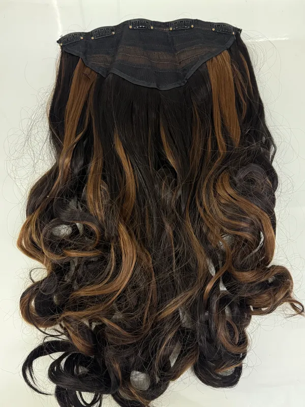 MEDIUM_BROWN_WITH_WARM_BROWN_HIGHLIGHTS_CLIP_IN_HAIREXTENSION
