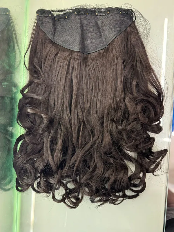 MOONLIGHT_CURLS_CLIP-IN_HAIR_EXTENSIONS