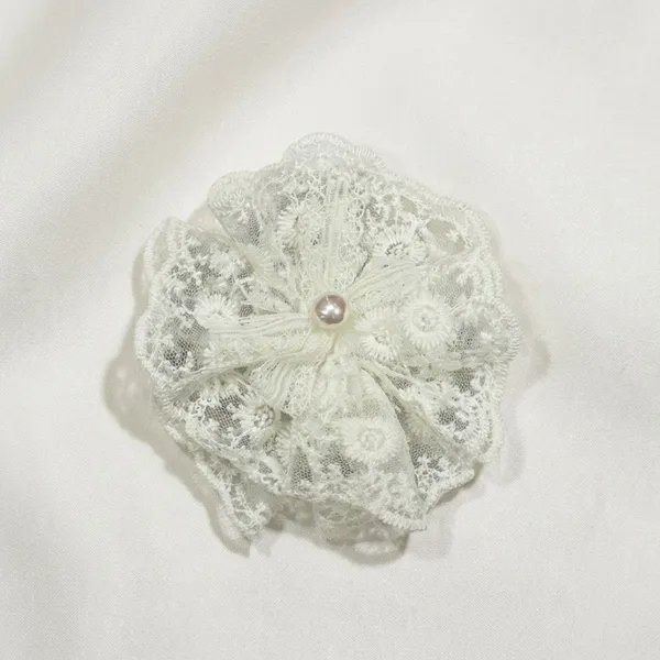 White_Lace_And_Pearl_Flower_Lace_Pearl_Hair_Pin