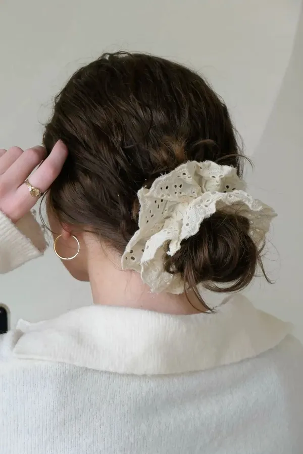 White_Organza_Halo_Scrunchie