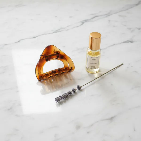 Pack_Of_2_Rust_Acrylic_Transparent_Arc_Claw_Clip