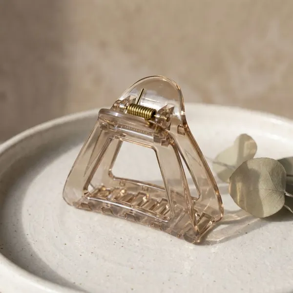 Pack_Of_2_Light_Brown_Acrylic_Transparent_Triangle_Claw_Clip