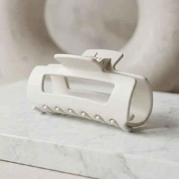 Pack_Of_2_White_Polycarbonate_Clova_Unbreakable_Claw_Clip